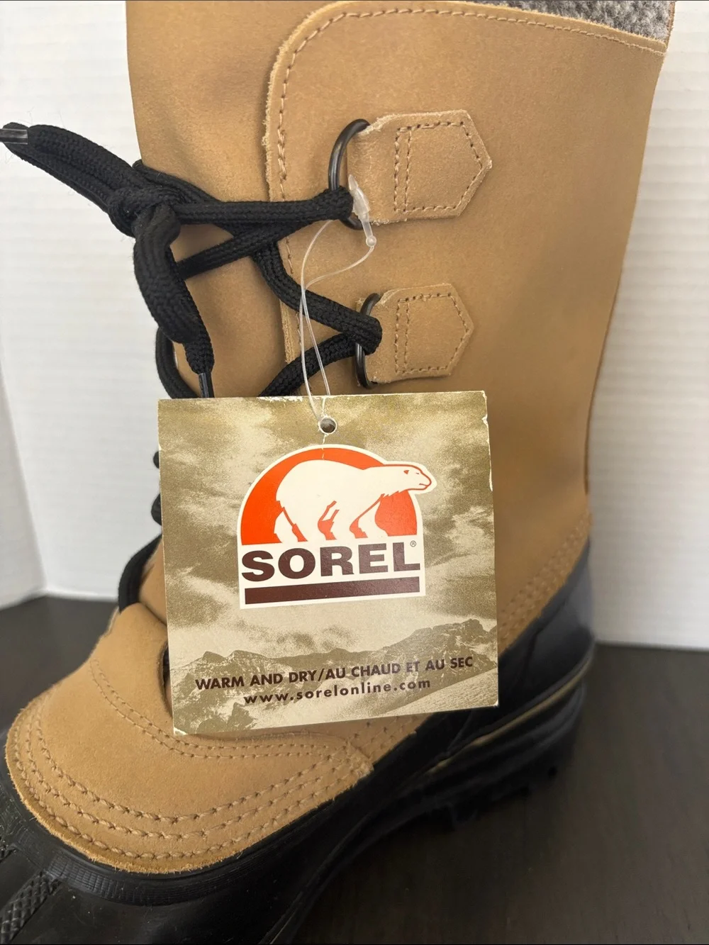 Sorel Caribu men’s 10 Black and Tan Waterproof Lace-Up Winter snow  Boots